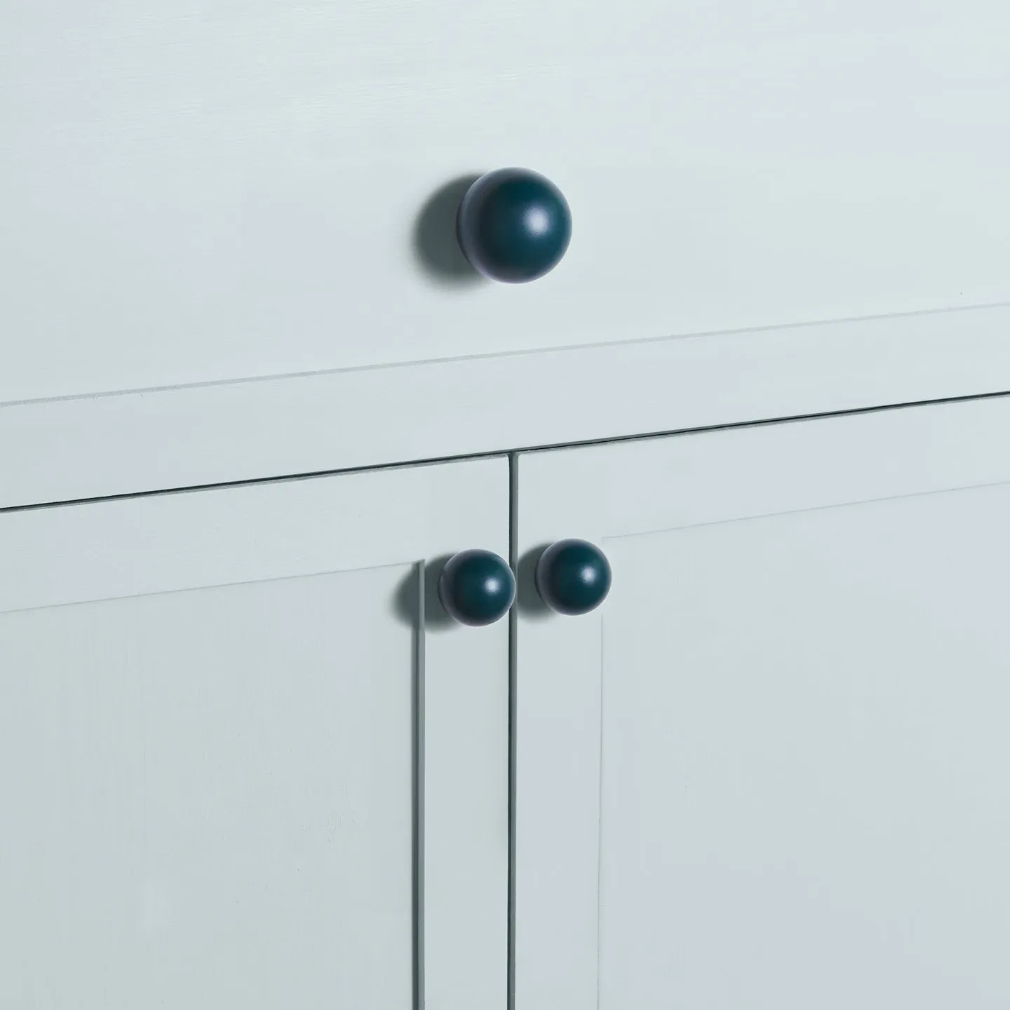 Essential Sphere Knob - Peacock