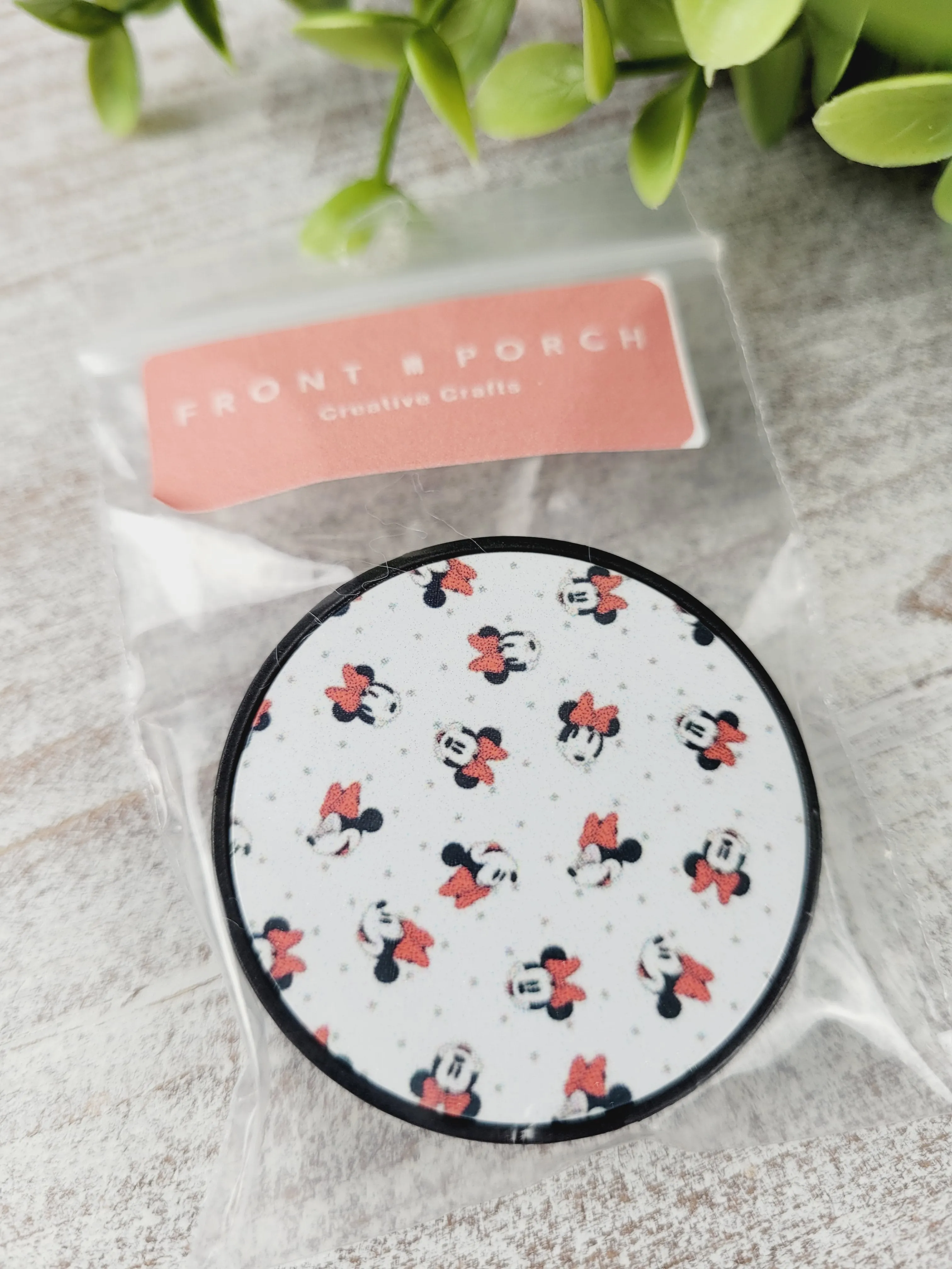 Front Porch Creative Crafts, Pop Sockets