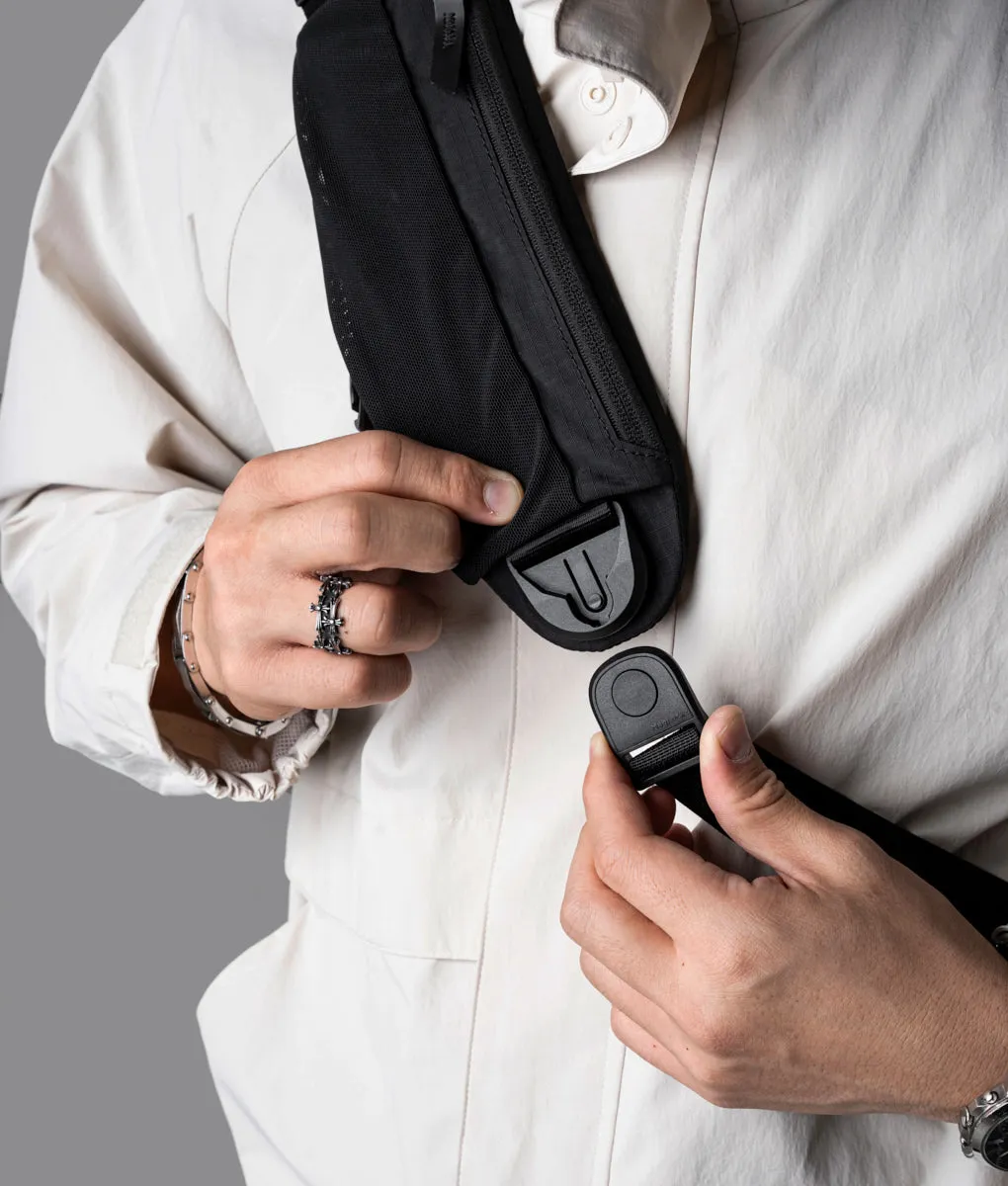 Metro Crossbody – Left Shoulder