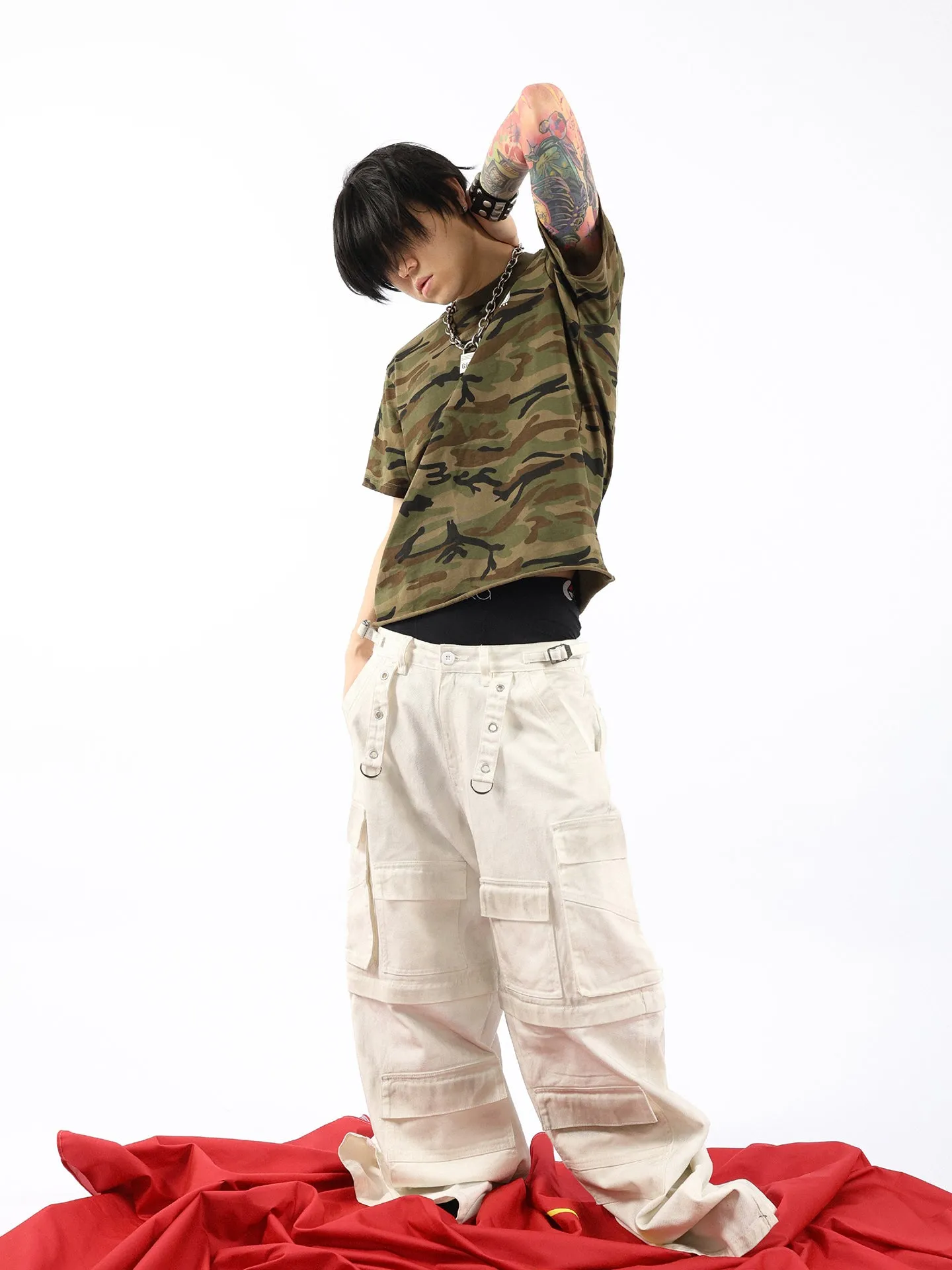White Distressed Dirty Multi-pocket Detachable Jeans